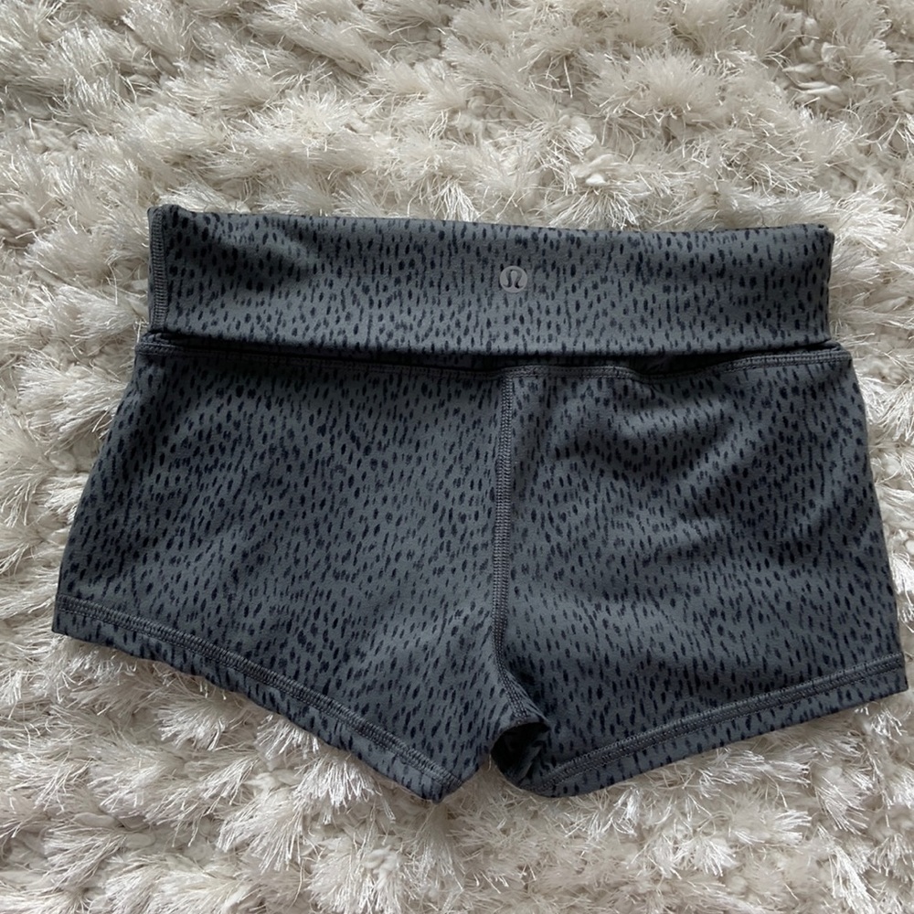 Lululemon High Rise or fold over shorts